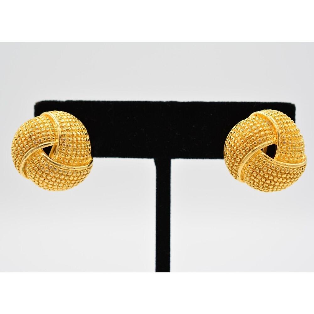 Avon Vintage Clip On Earrings Brushed Gold Textured Round Signed 1980s Bin1